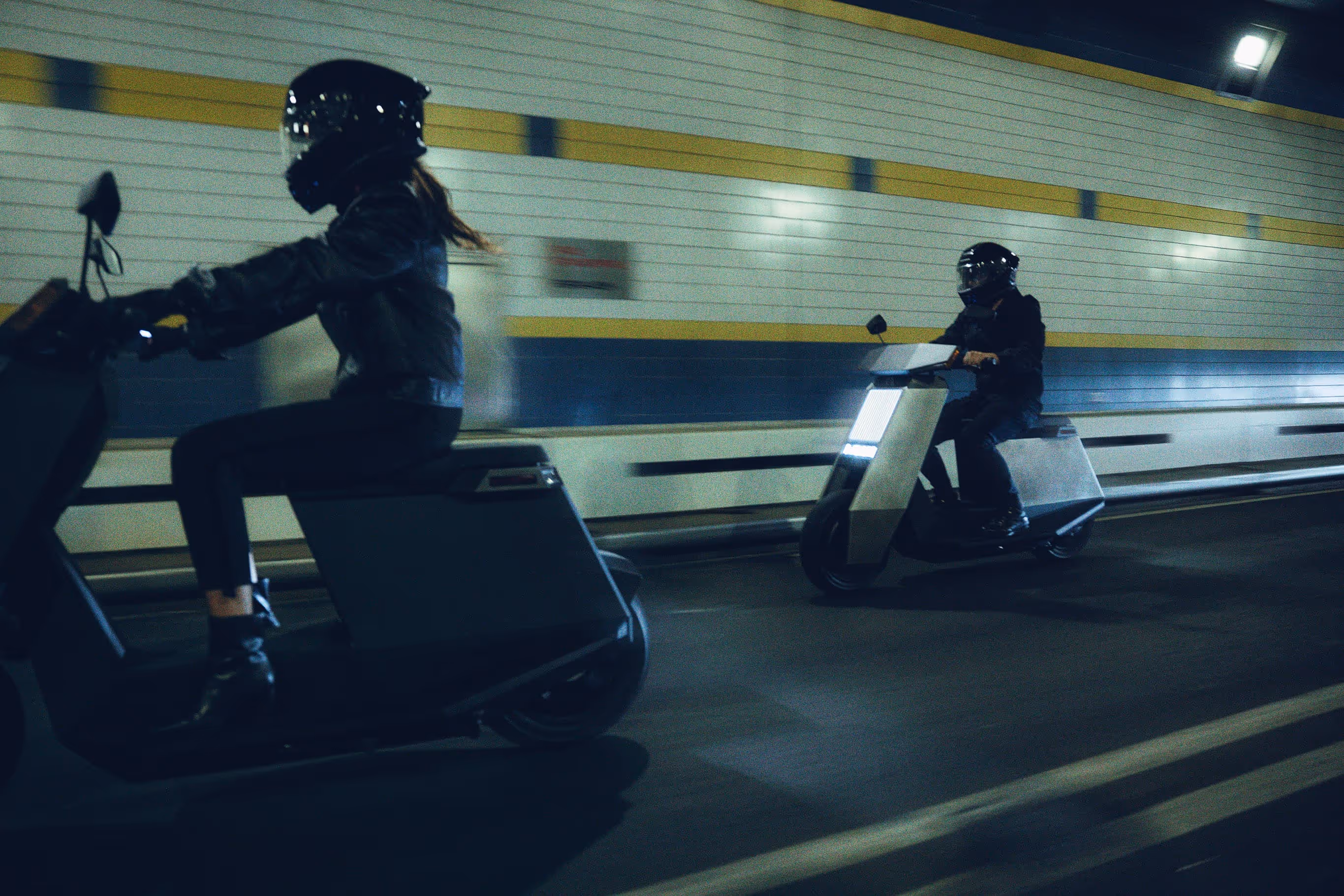 Infinite Machine Olto campaign photo outdoor ride